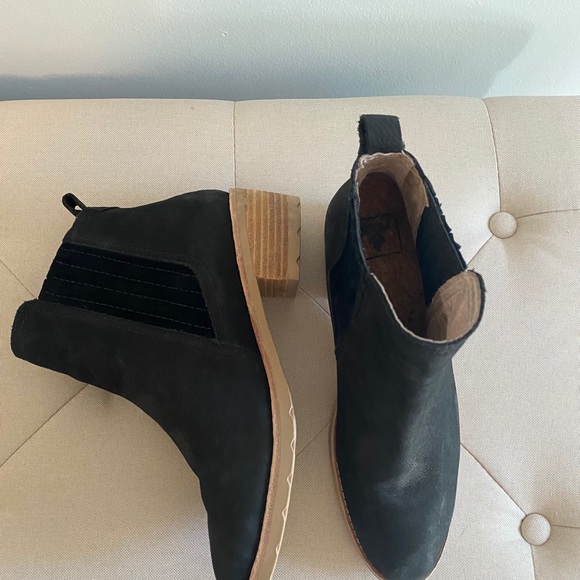 Reef Booties - Picture 3 of 6